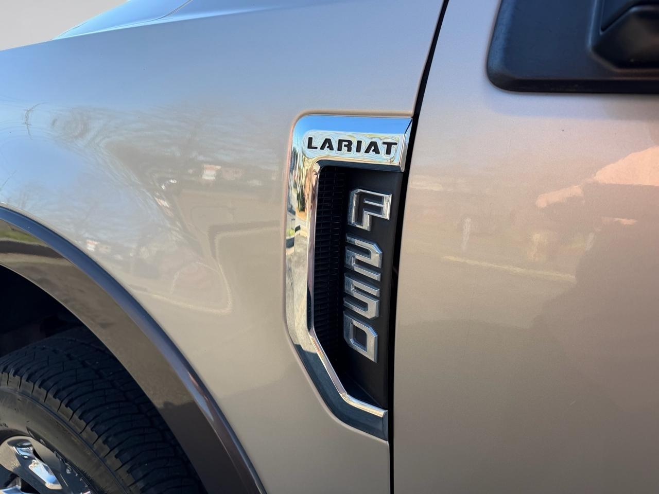 Ford F-250 SD Lariat Crew Cab 4WD 2017