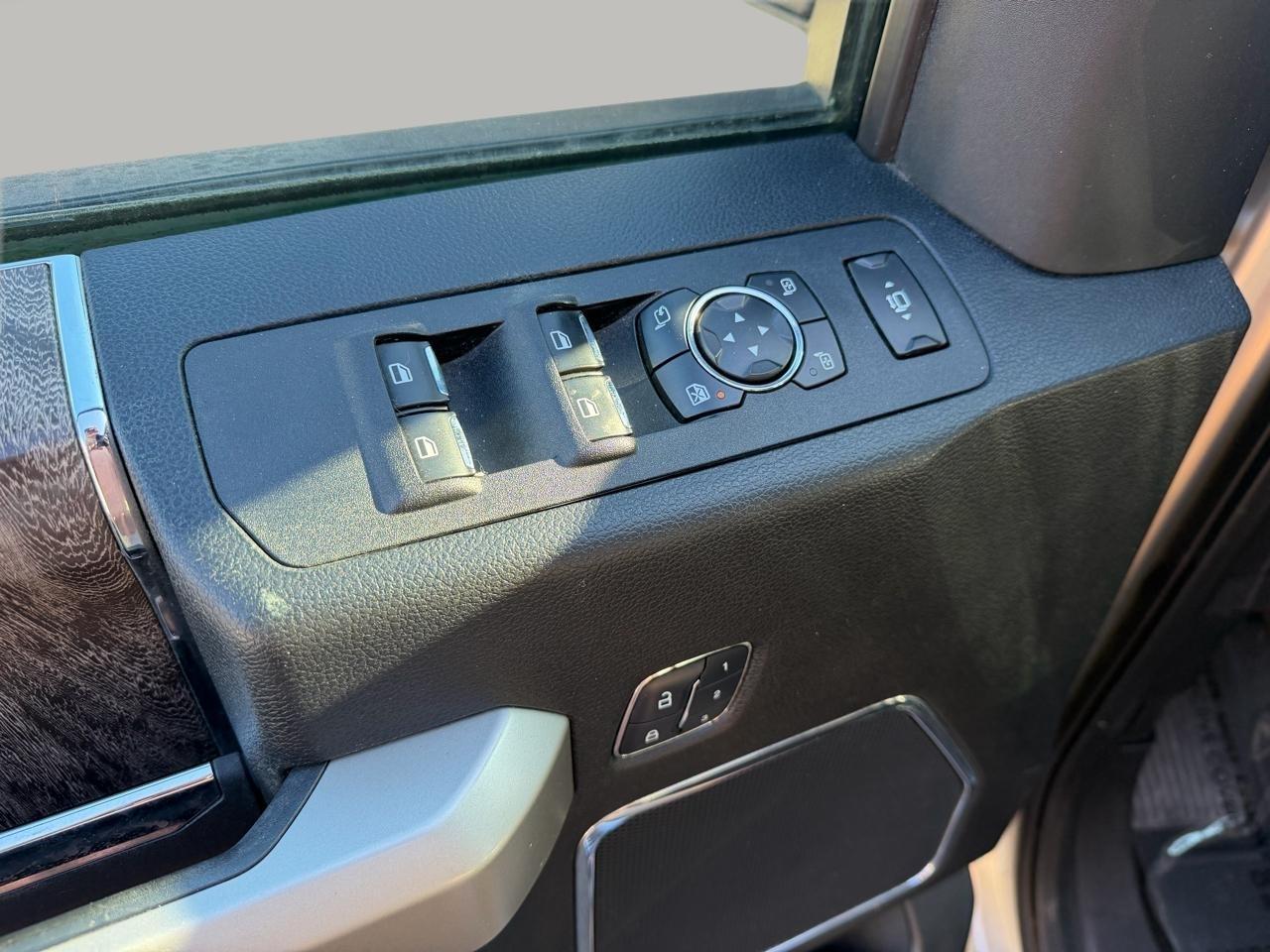 Ford F-250 SD Lariat Crew Cab 4WD 2017