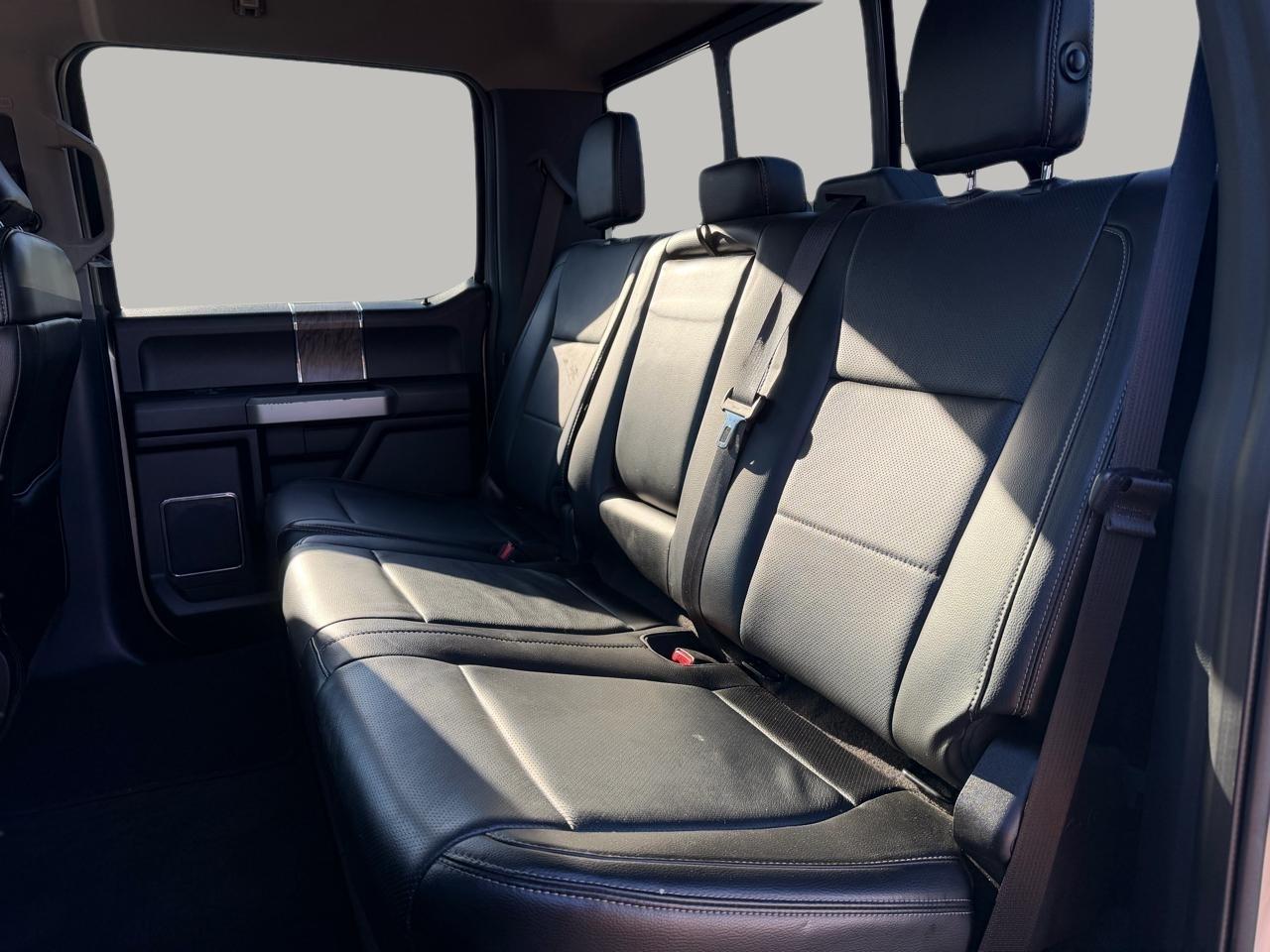 Ford F-250 SD Lariat Crew Cab 4WD 2017