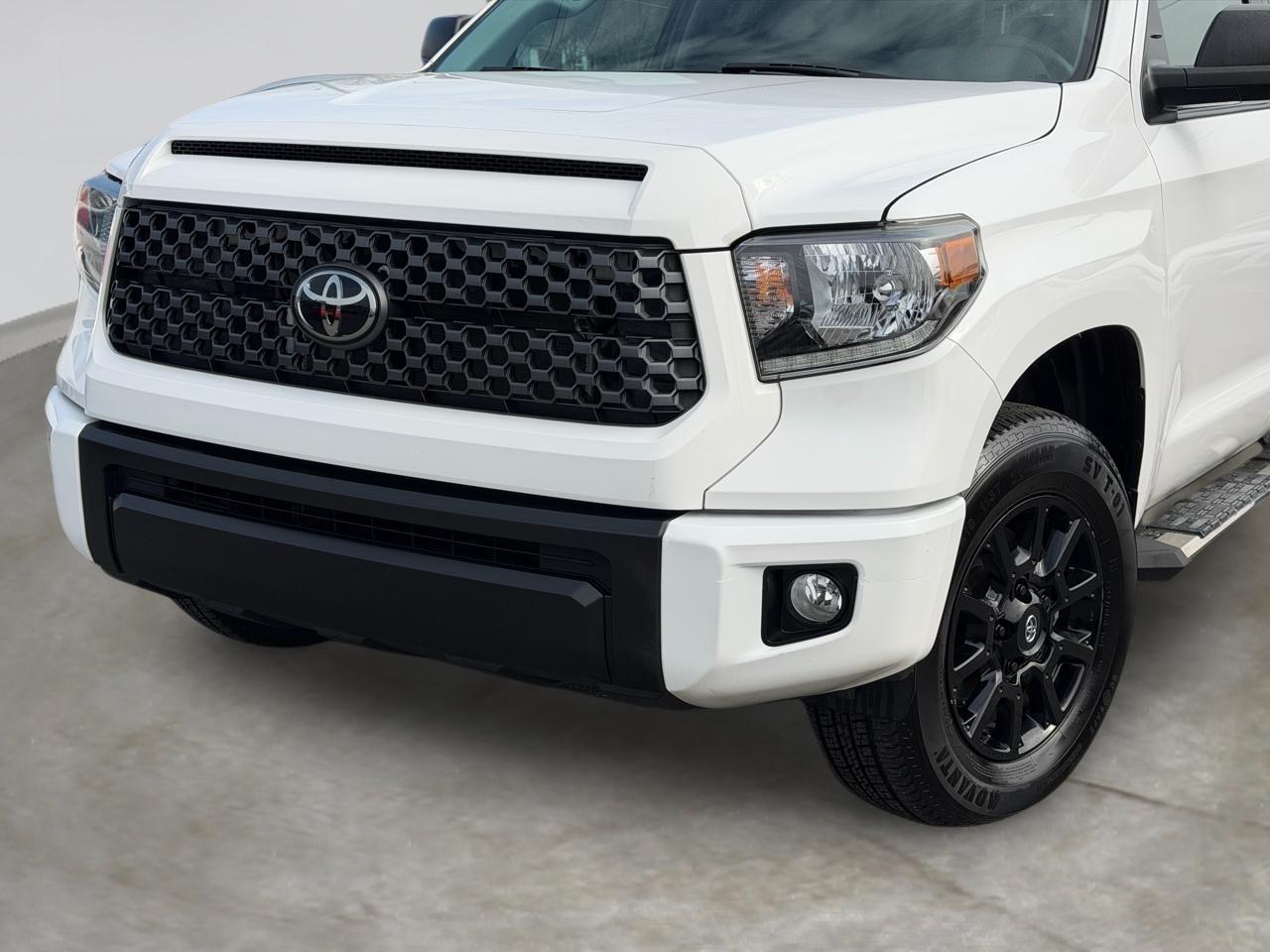Toyota Tundra SR5 5.7L V8 Double Cab 2WD 2021