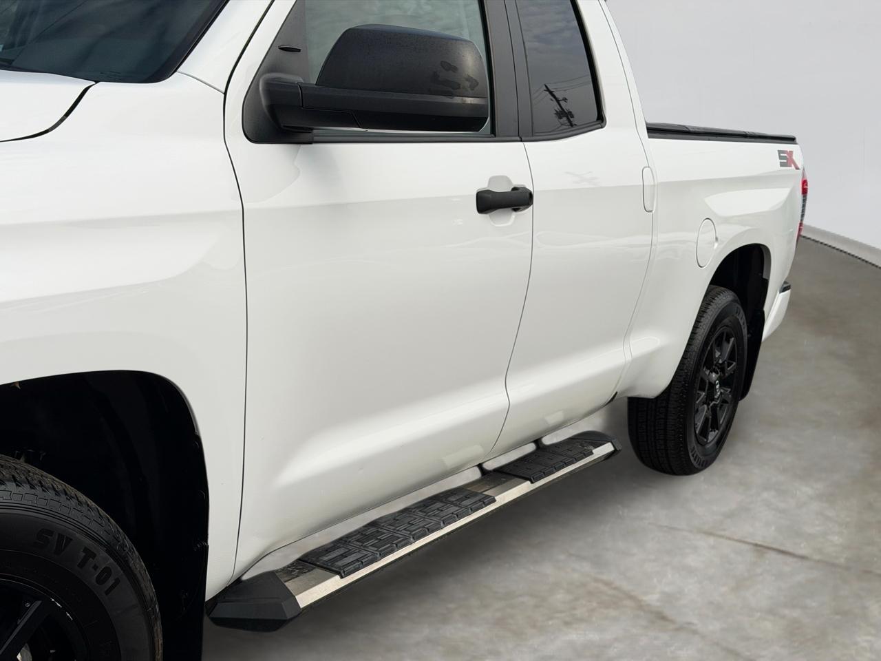 Toyota Tundra SR5 5.7L V8 Double Cab 2WD 2021