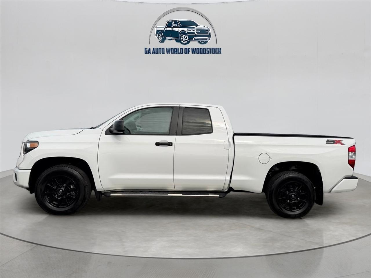 Toyota Tundra SR5 5.7L V8 Double Cab 2WD 2021