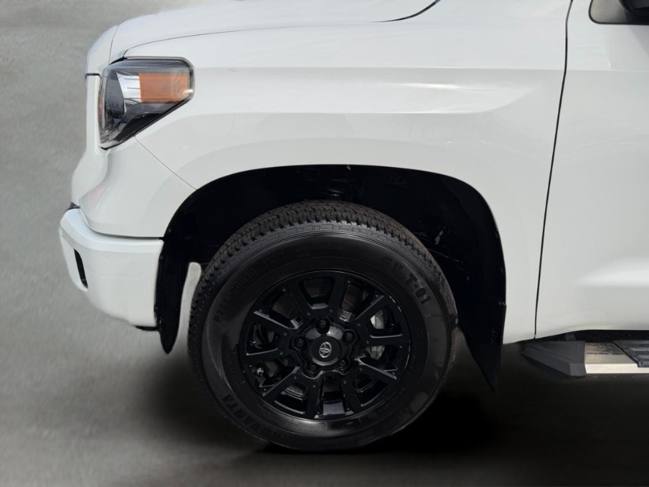 Toyota Tundra SR5 5.7L V8 Double Cab 2WD 2021