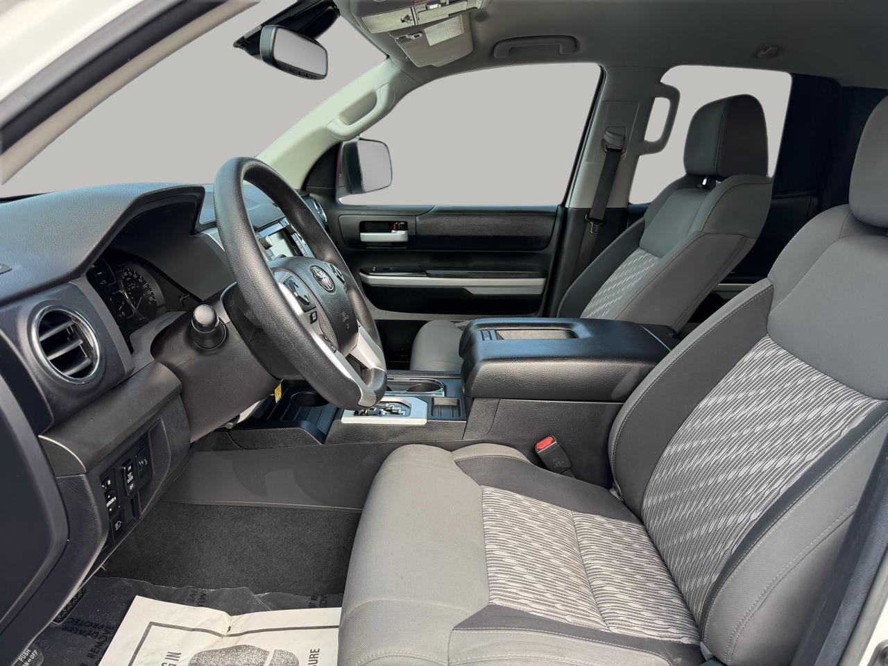 Toyota Tundra SR5 5.7L V8 Double Cab 2WD 2021