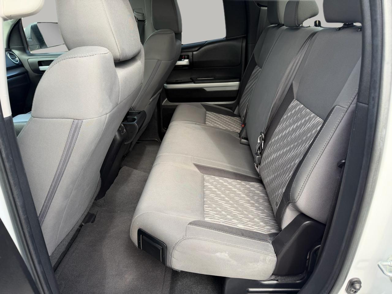 Toyota Tundra SR5 5.7L V8 Double Cab 2WD 2021