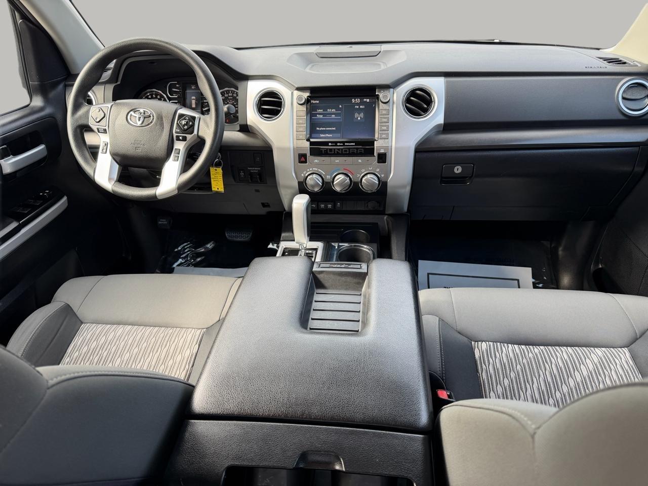 Toyota Tundra SR5 5.7L V8 Double Cab 2WD 2021