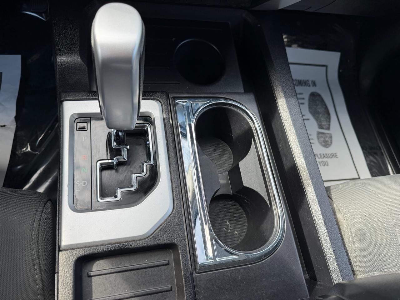 Toyota Tundra SR5 5.7L V8 Double Cab 2WD 2021