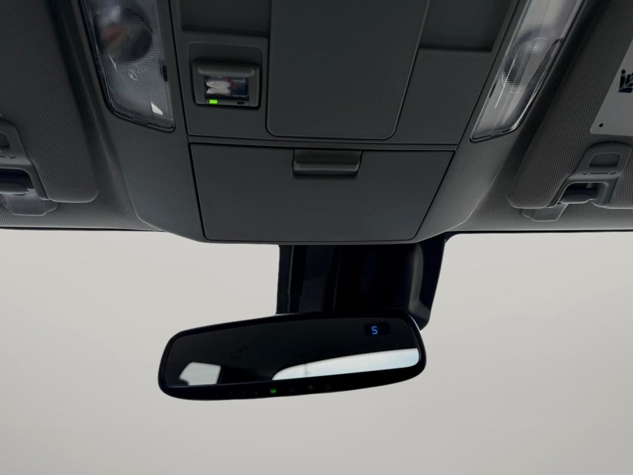 Toyota Tundra SR5 5.7L V8 Double Cab 2WD 2021