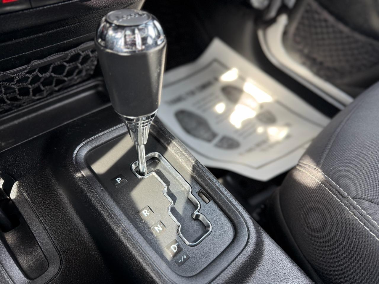 Jeep Wrangler Unlimited Rubicon 4WD 2014