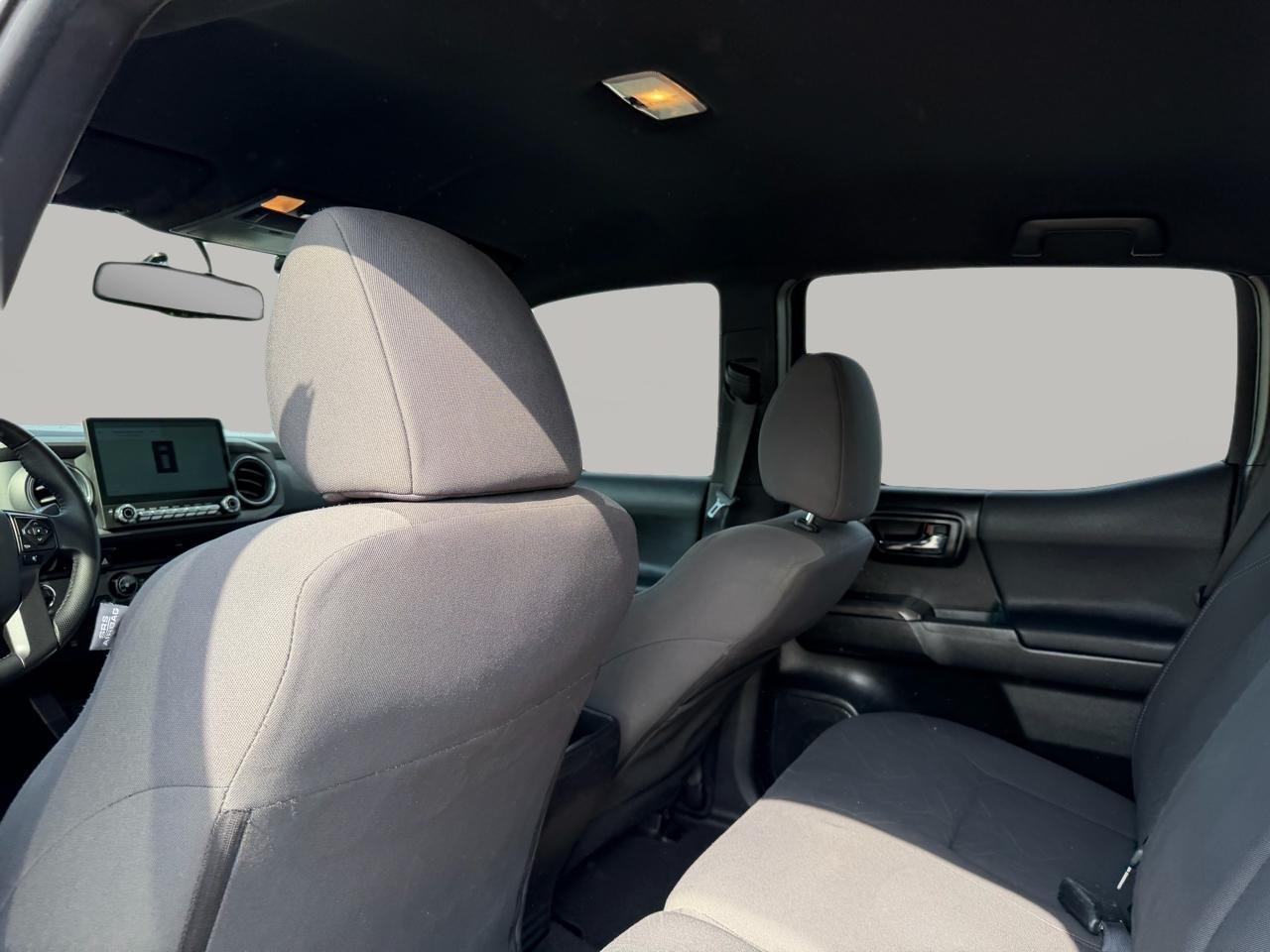 Toyota Tacoma 2WD Double Cab V6 AT PreRunner (Natl) 2016