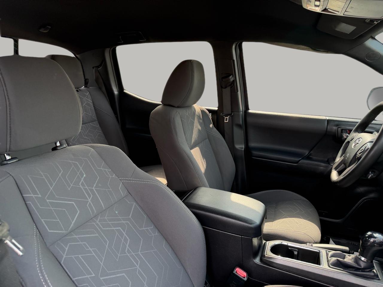 Toyota Tacoma 2WD Double Cab V6 AT PreRunner (Natl) 2016