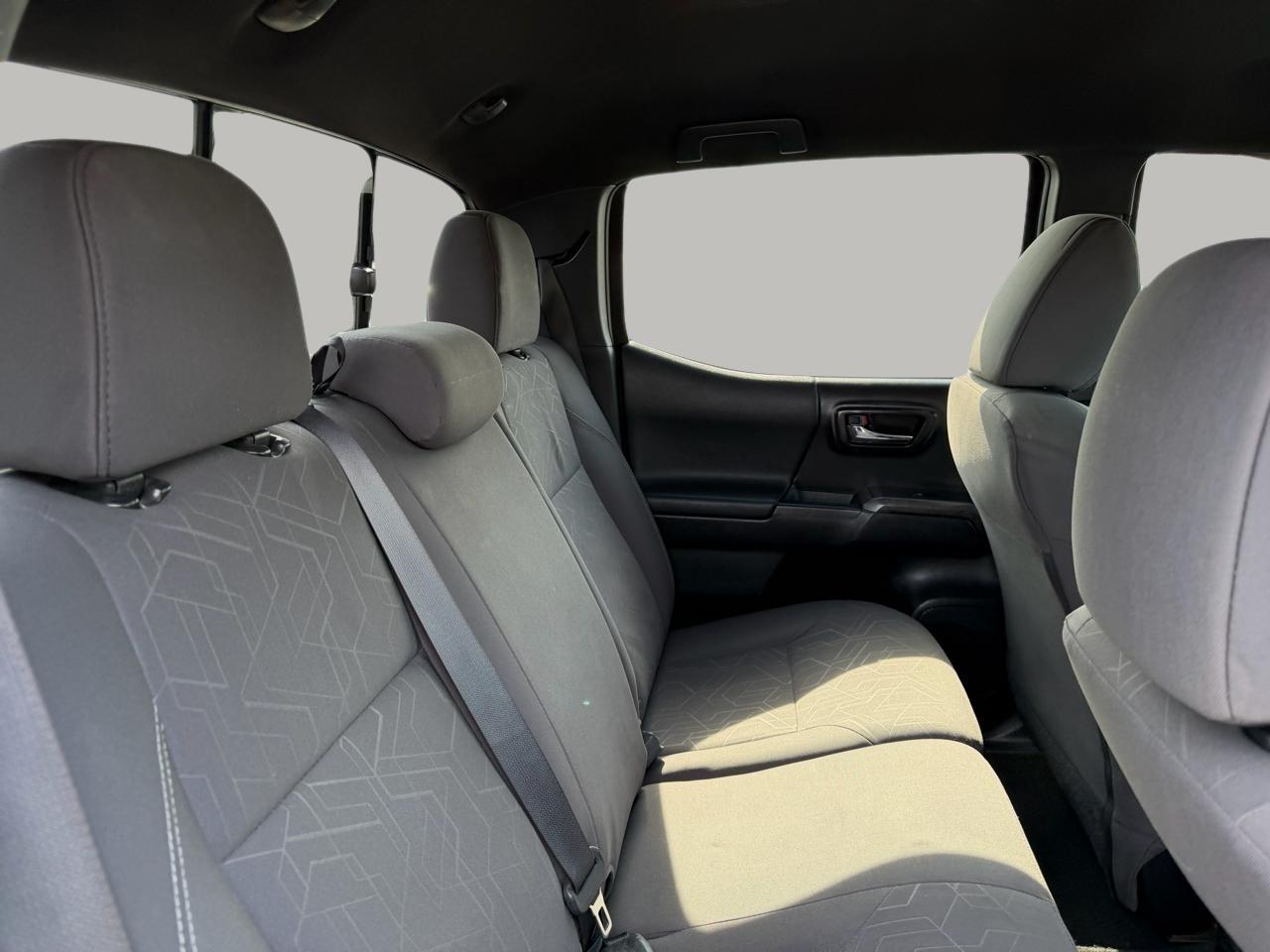 Toyota Tacoma 2WD Double Cab V6 AT PreRunner (Natl) 2016