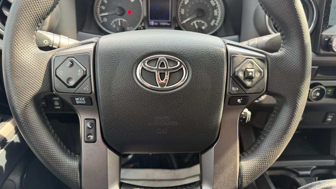 Toyota Tacoma 2WD Double Cab V6 AT PreRunner (Natl) 2016