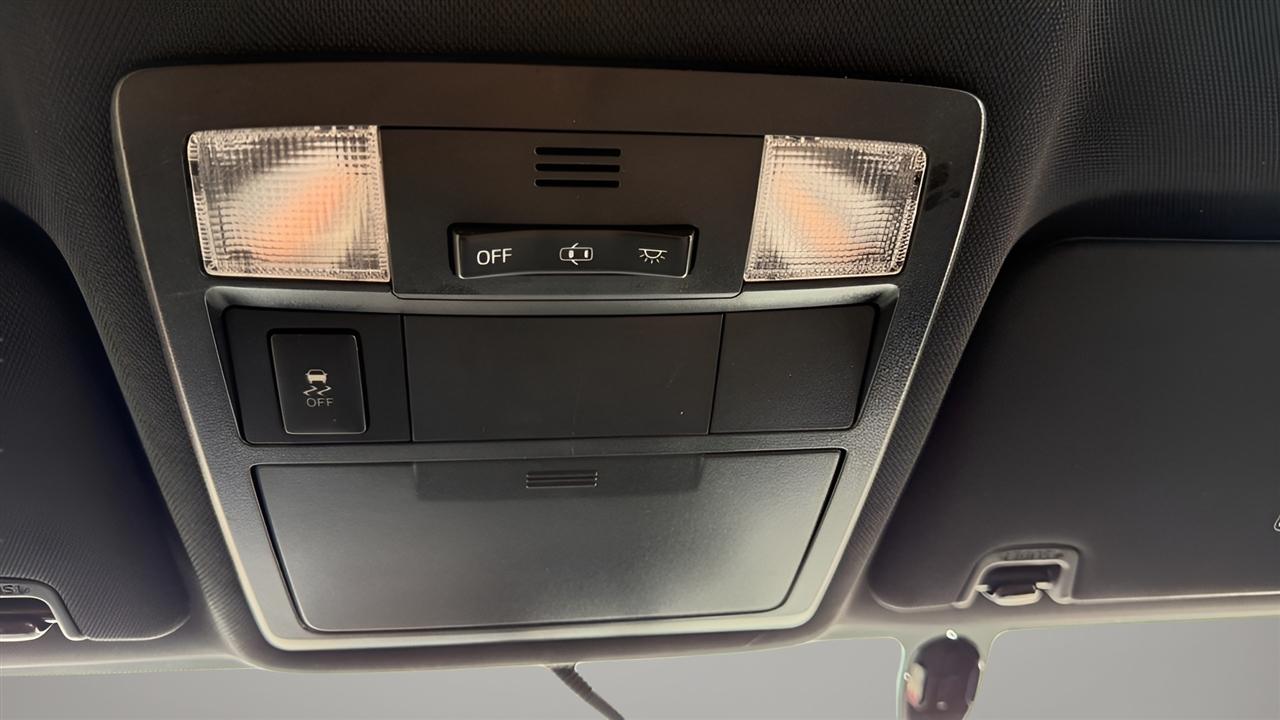 Toyota Tacoma 2WD Double Cab V6 AT PreRunner (Natl) 2016