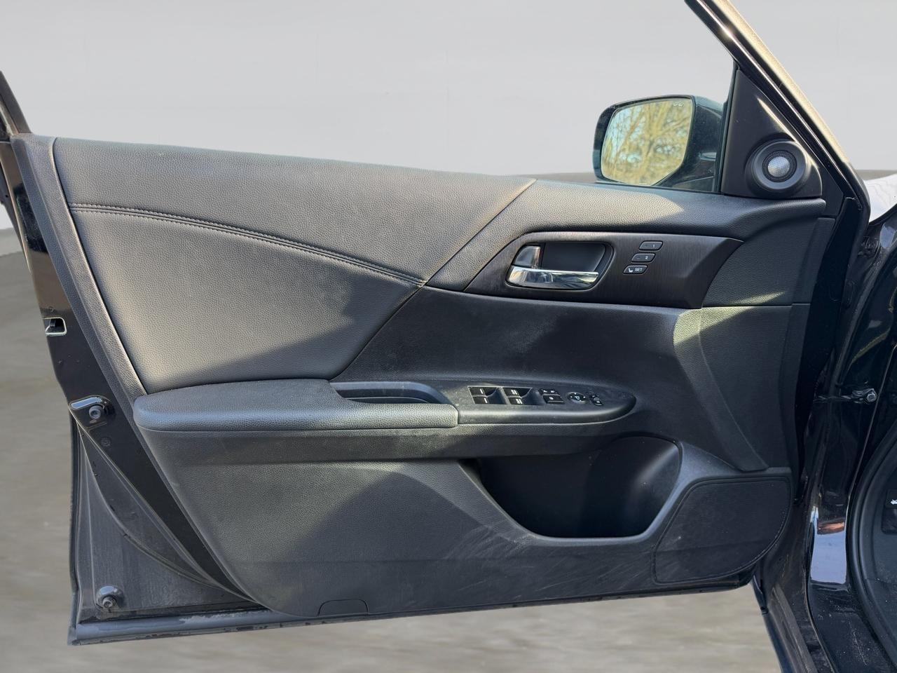 Honda Accord EX-L Sedan CVT 2015