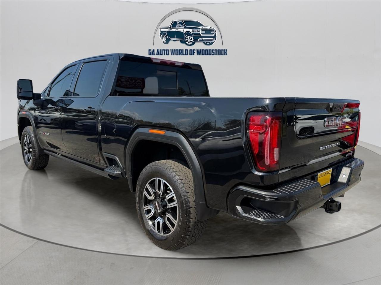 GMC Sierra 2500HD AT4 Crew Cab 4WD 2022
