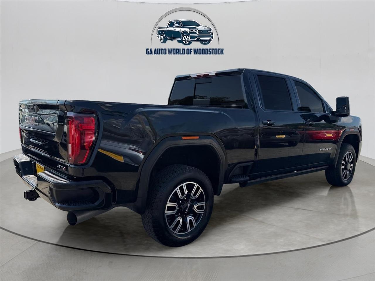 GMC Sierra 2500HD AT4 Crew Cab 4WD 2022