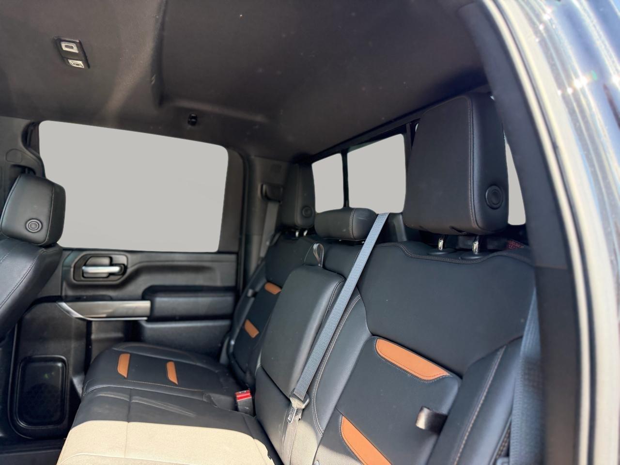 GMC Sierra 2500HD AT4 Crew Cab 4WD 2022