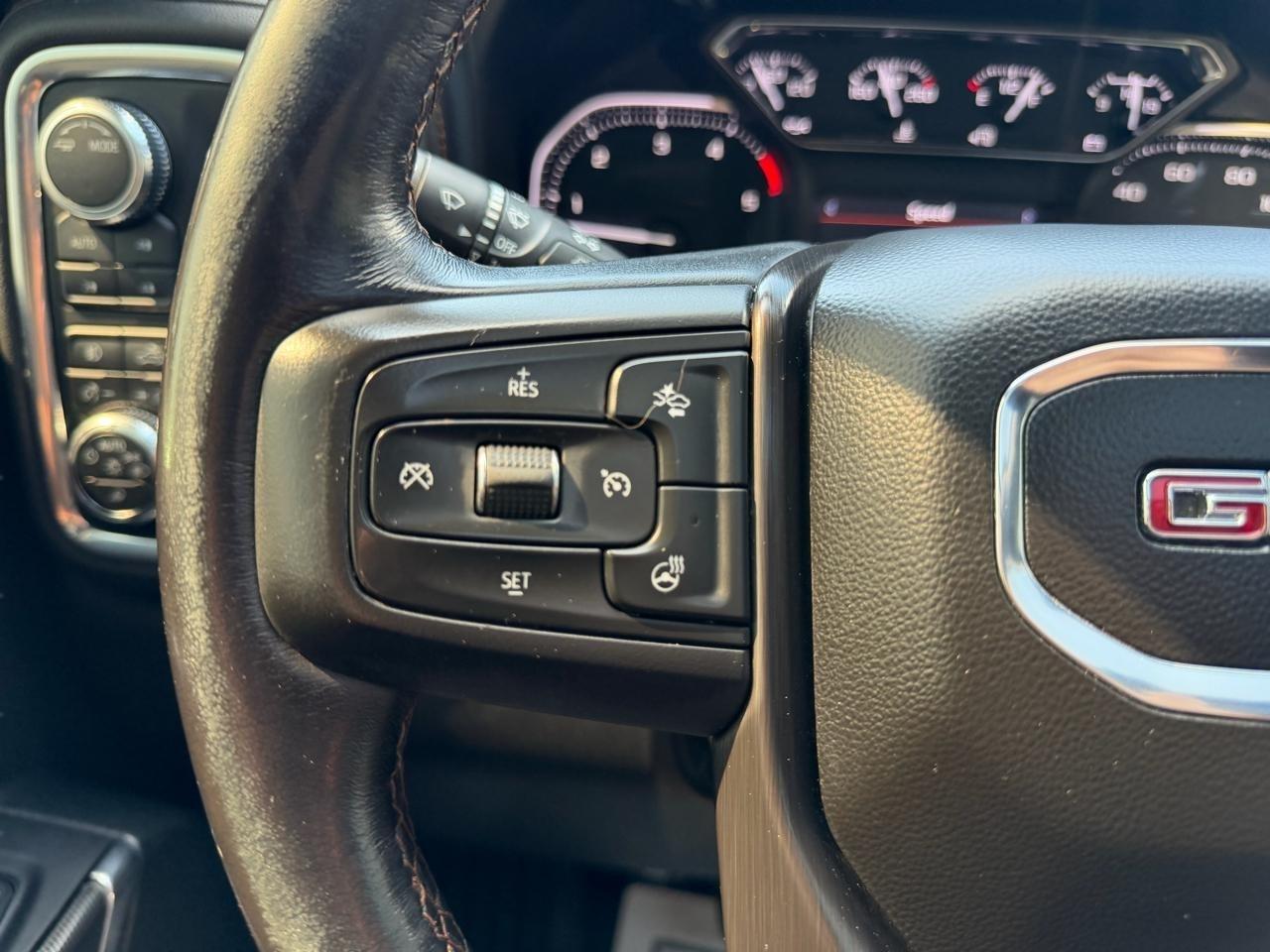 GMC Sierra 2500HD AT4 Crew Cab 4WD 2022