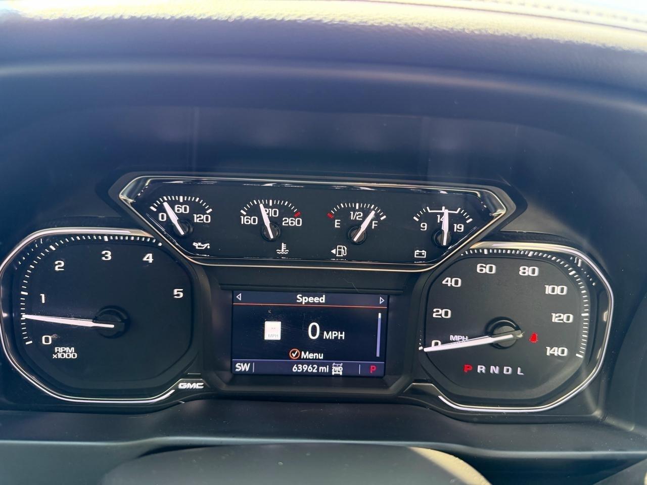 GMC Sierra 2500HD AT4 Crew Cab 4WD 2022