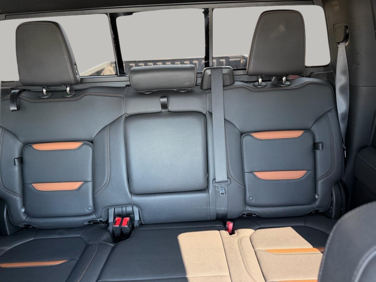 GMC Sierra 2500HD AT4 Crew Cab 4WD 2022