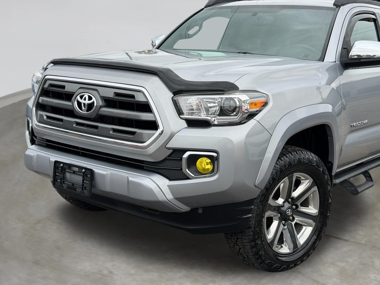 Toyota Tacoma Limited Double Cab V6 6AT 4WD 2017