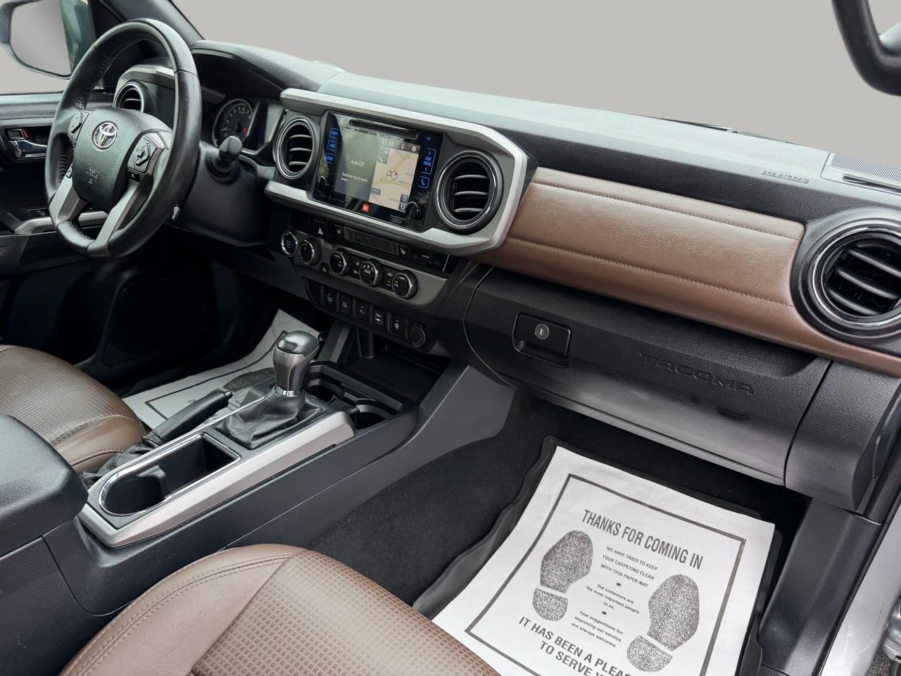 Toyota Tacoma Limited Double Cab V6 6AT 4WD 2017