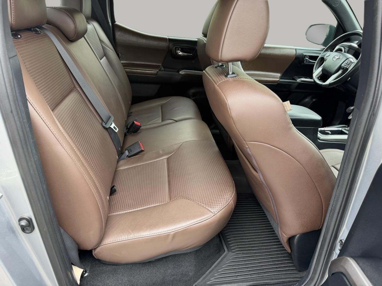 Toyota Tacoma Limited Double Cab V6 6AT 4WD 2017