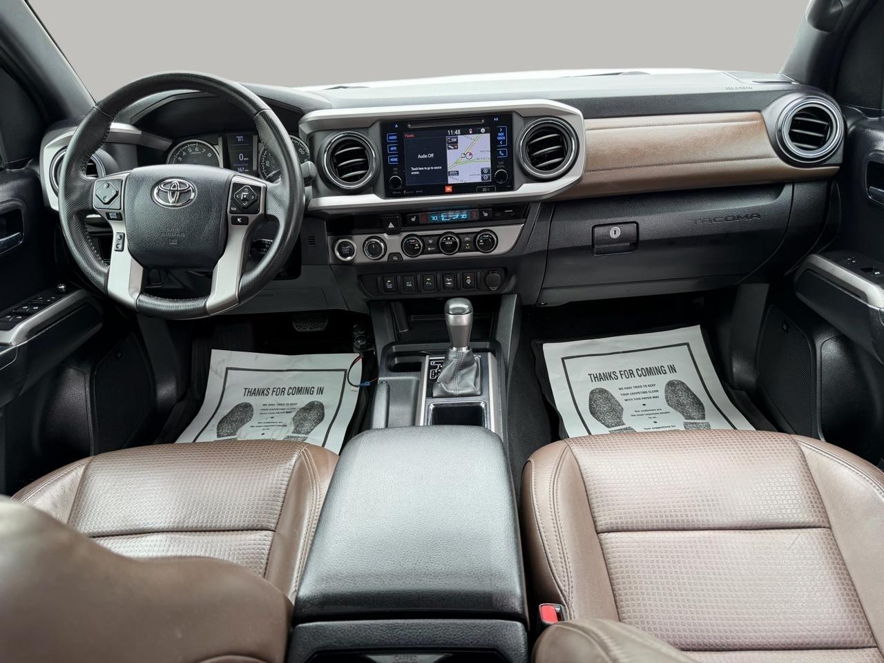 Toyota Tacoma Limited Double Cab V6 6AT 4WD 2017