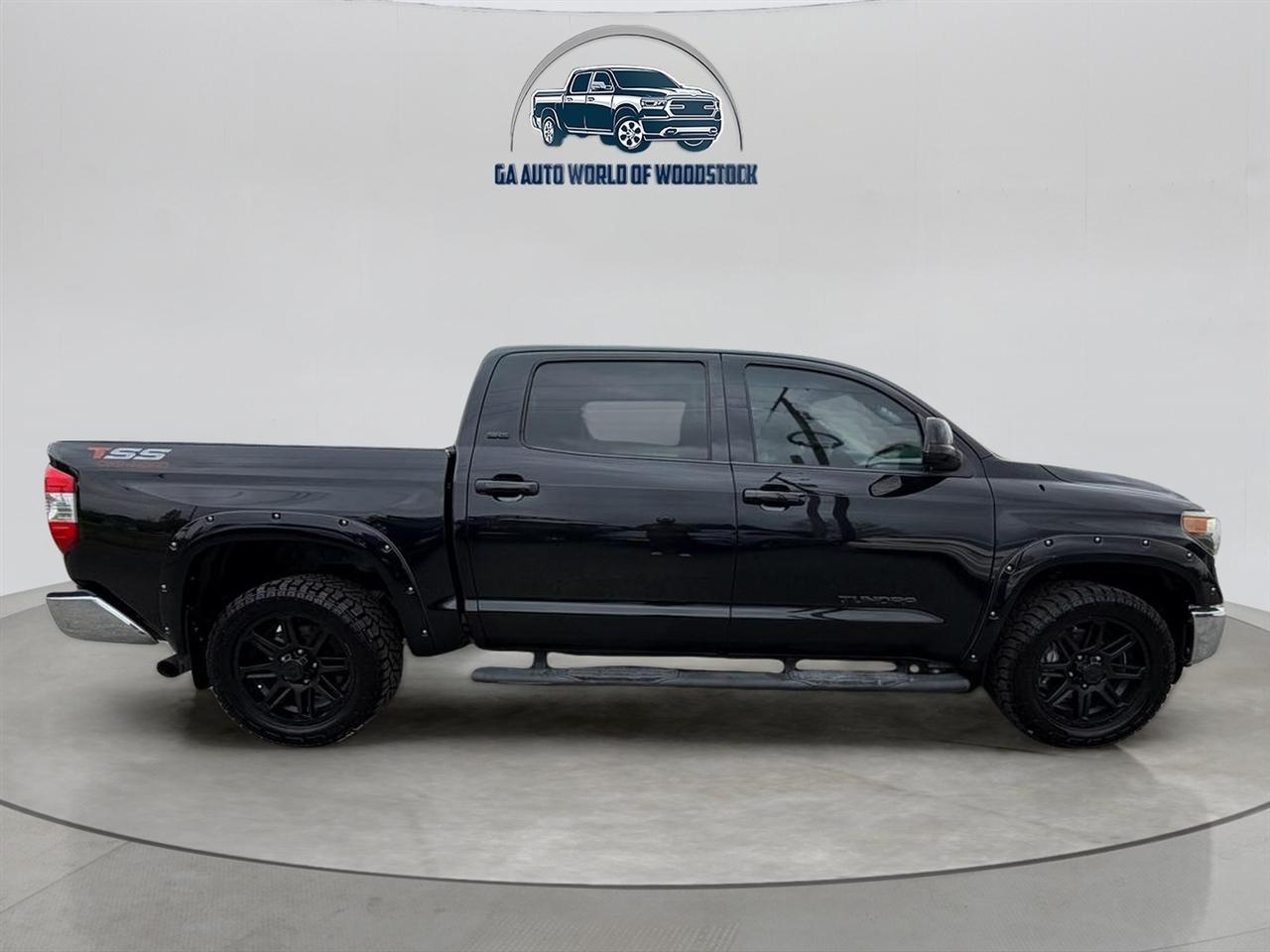 Toyota Tundra SR5 4.6L V8 CrewMax 2WD 2018