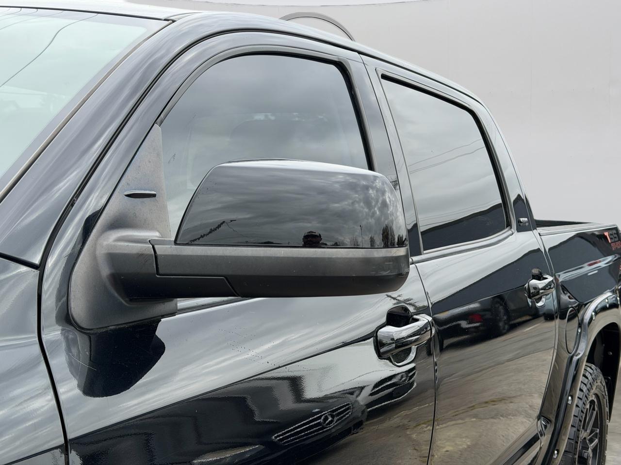 Toyota Tundra SR5 4.6L V8 CrewMax 2WD 2018