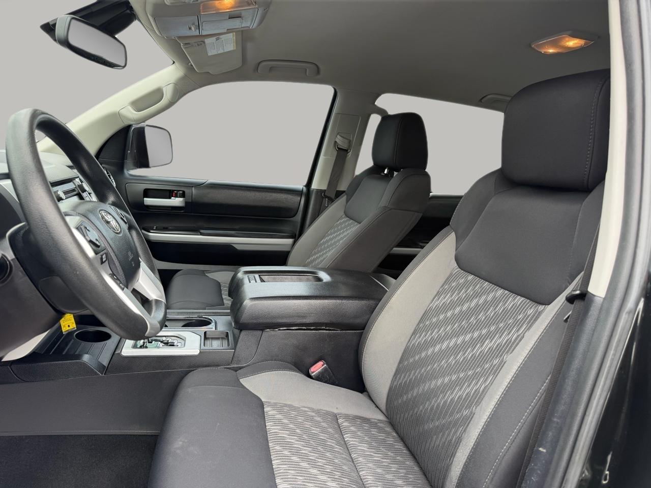 Toyota Tundra SR5 4.6L V8 CrewMax 2WD 2018