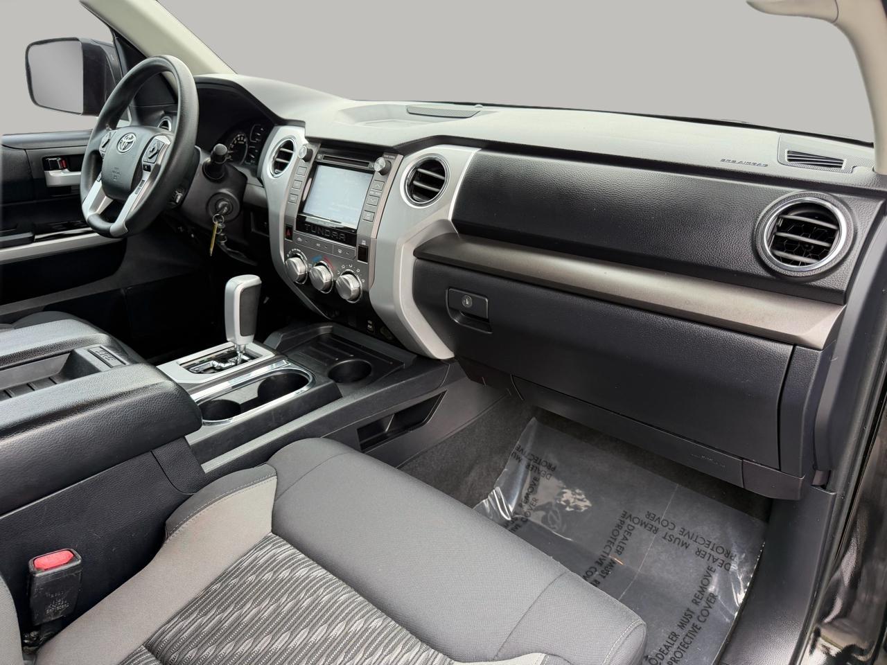 Toyota Tundra SR5 4.6L V8 CrewMax 2WD 2018