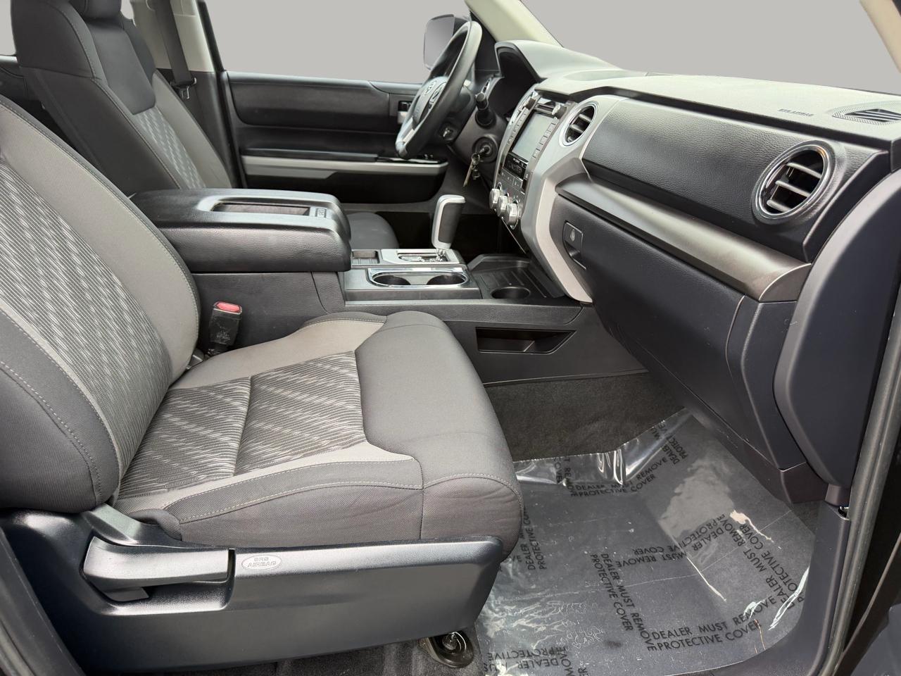 Toyota Tundra SR5 4.6L V8 CrewMax 2WD 2018