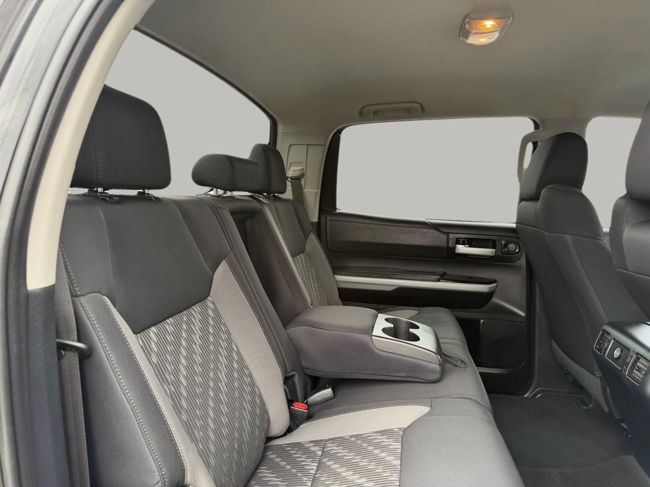 Toyota Tundra SR5 4.6L V8 CrewMax 2WD 2018