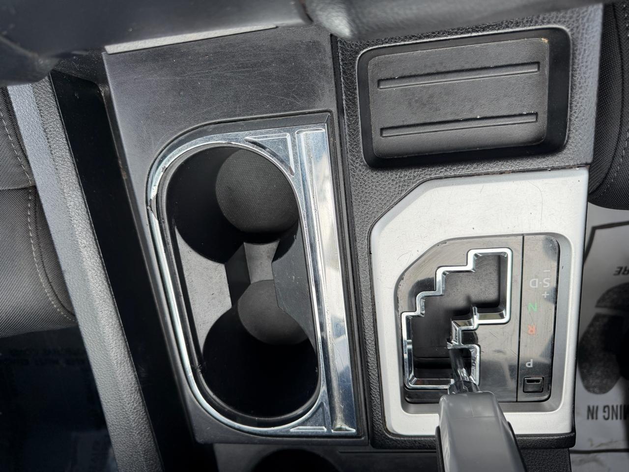 Toyota Tundra SR5 4.6L V8 CrewMax 2WD 2018