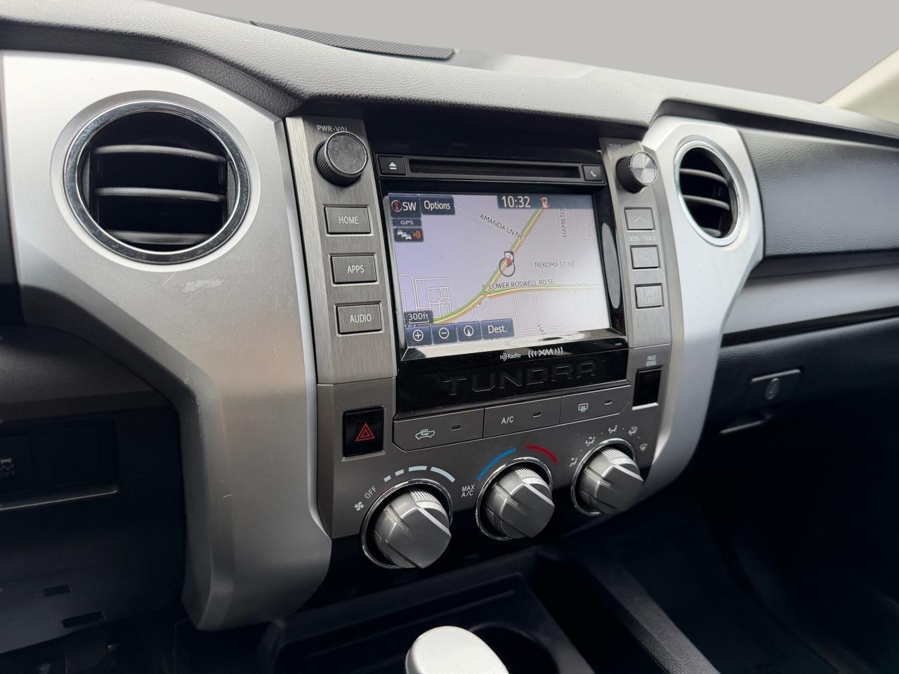 Toyota Tundra SR5 4.6L V8 CrewMax 2WD 2018