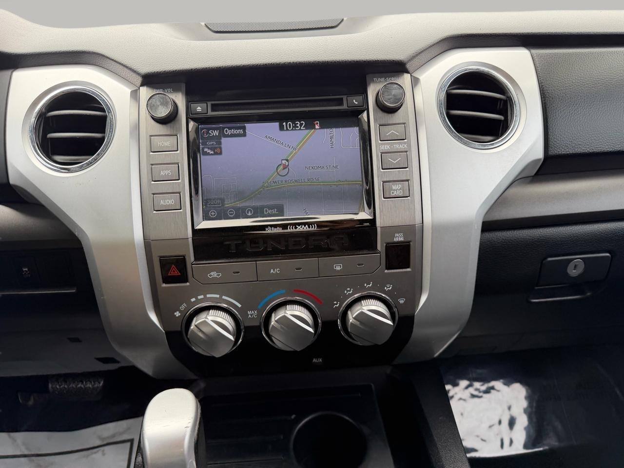 Toyota Tundra SR5 4.6L V8 CrewMax 2WD 2018