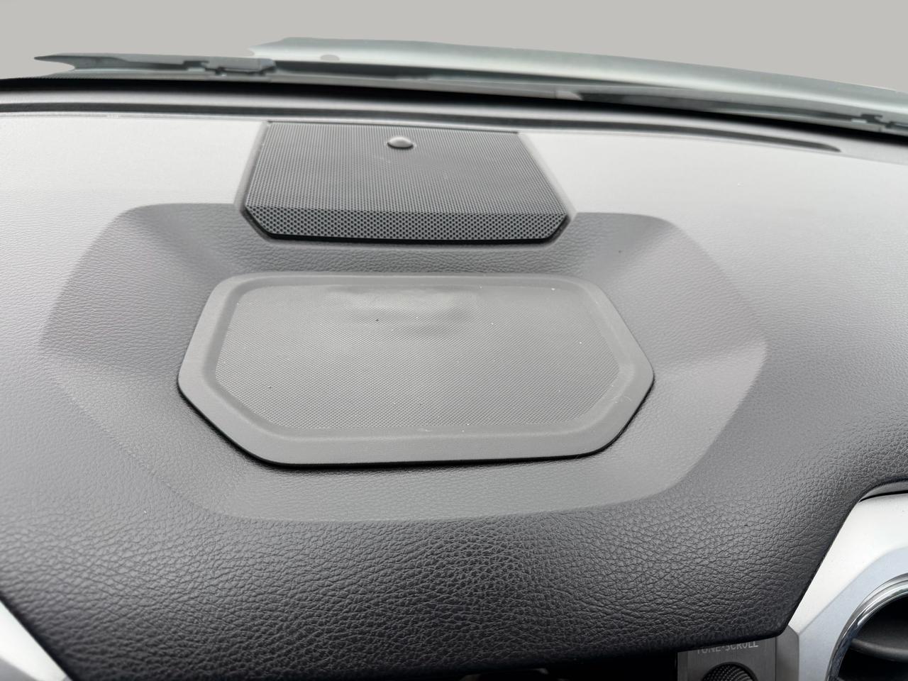 Toyota Tundra SR5 4.6L V8 CrewMax 2WD 2018