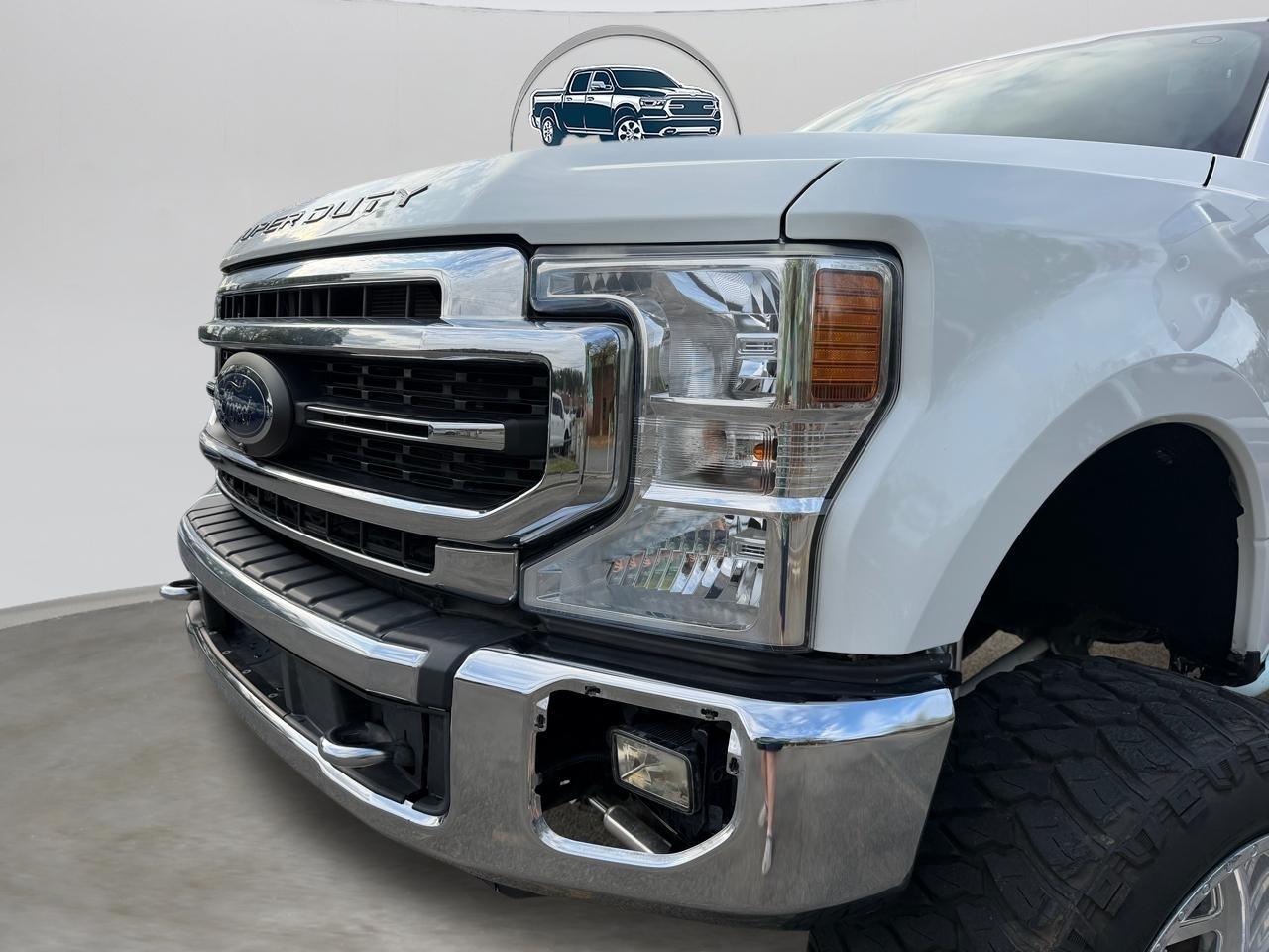 Ford F-250 SD Lariat Crew Cab 4WD 2022