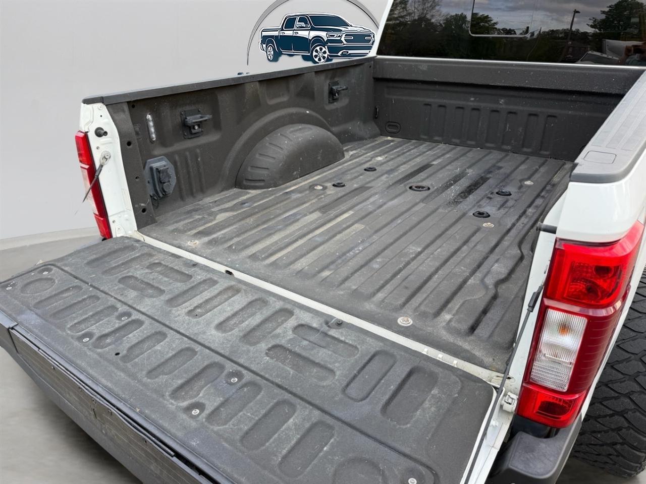 Ford F-250 SD Lariat Crew Cab 4WD 2022