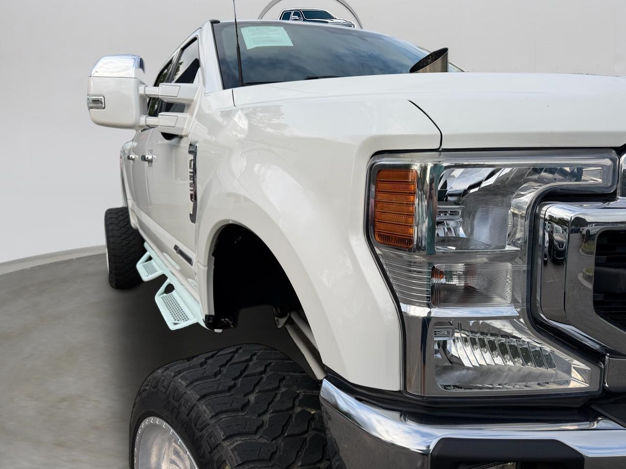 Ford F-250 SD Lariat Crew Cab 4WD 2022