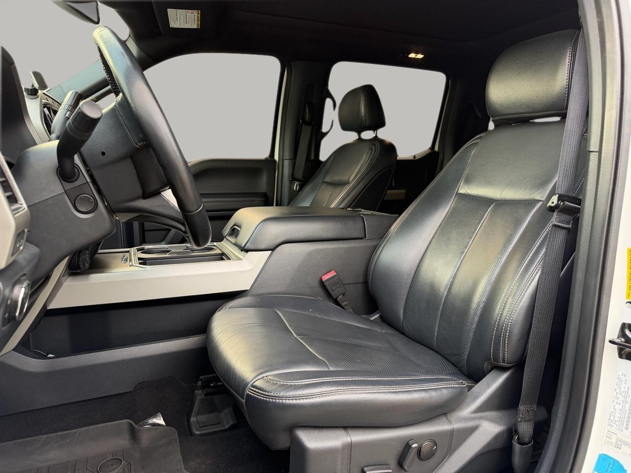 Ford F-250 SD Lariat Crew Cab 4WD 2022