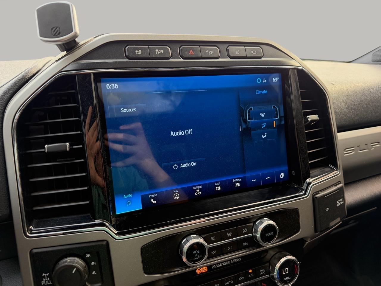 Ford F-250 SD Lariat Crew Cab 4WD 2022