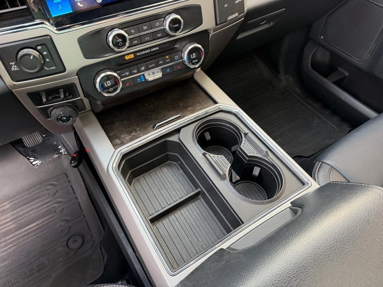 Ford F-250 SD Lariat Crew Cab 4WD 2022