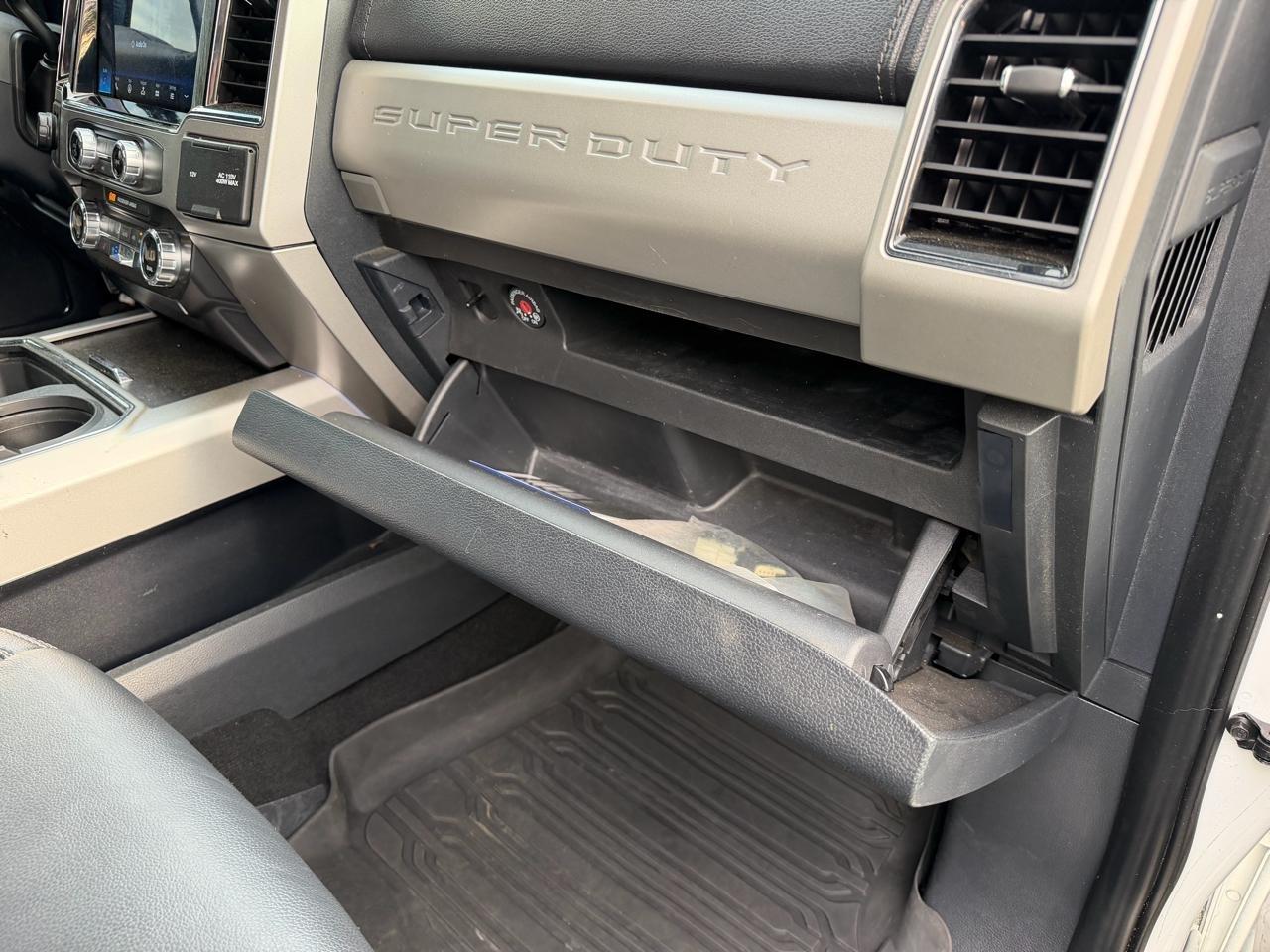 Ford F-250 SD Lariat Crew Cab 4WD 2022