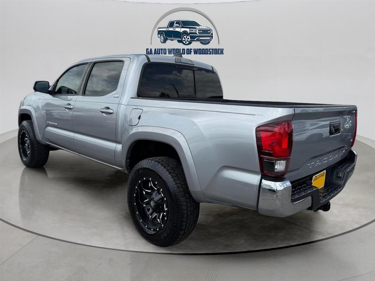 Toyota Tacoma 2WD Double Cab V6 AT SR5 (Natl) 2021