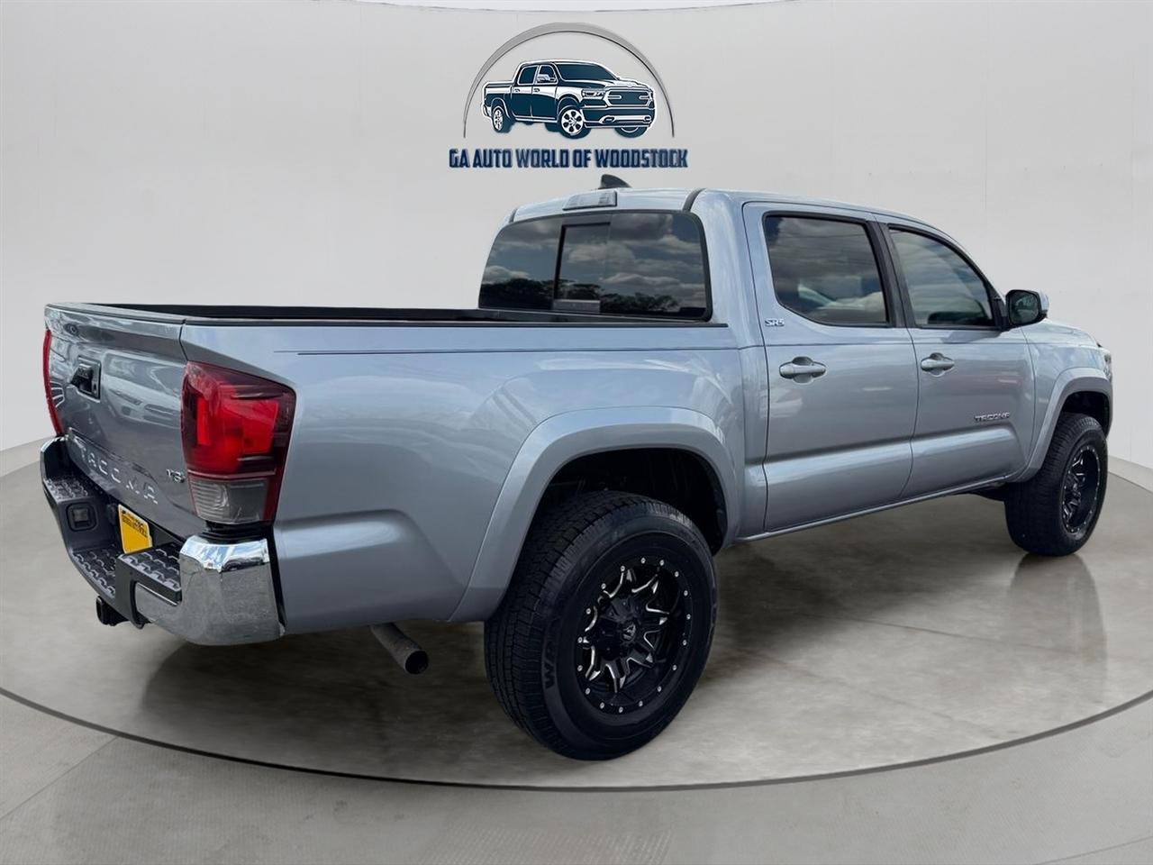 Toyota Tacoma 2WD Double Cab V6 AT SR5 (Natl) 2021