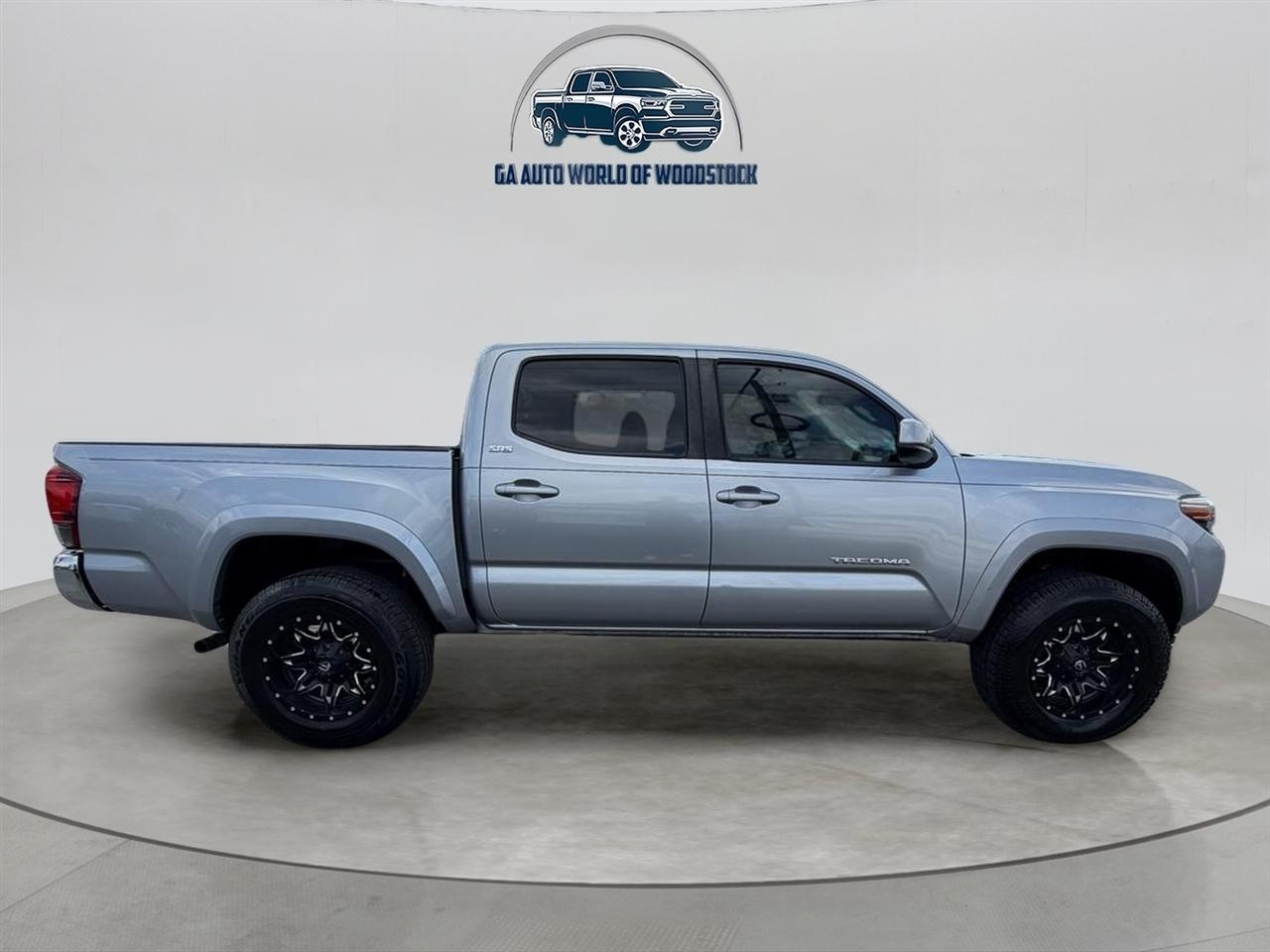 Toyota Tacoma 2WD Double Cab V6 AT SR5 (Natl) 2021