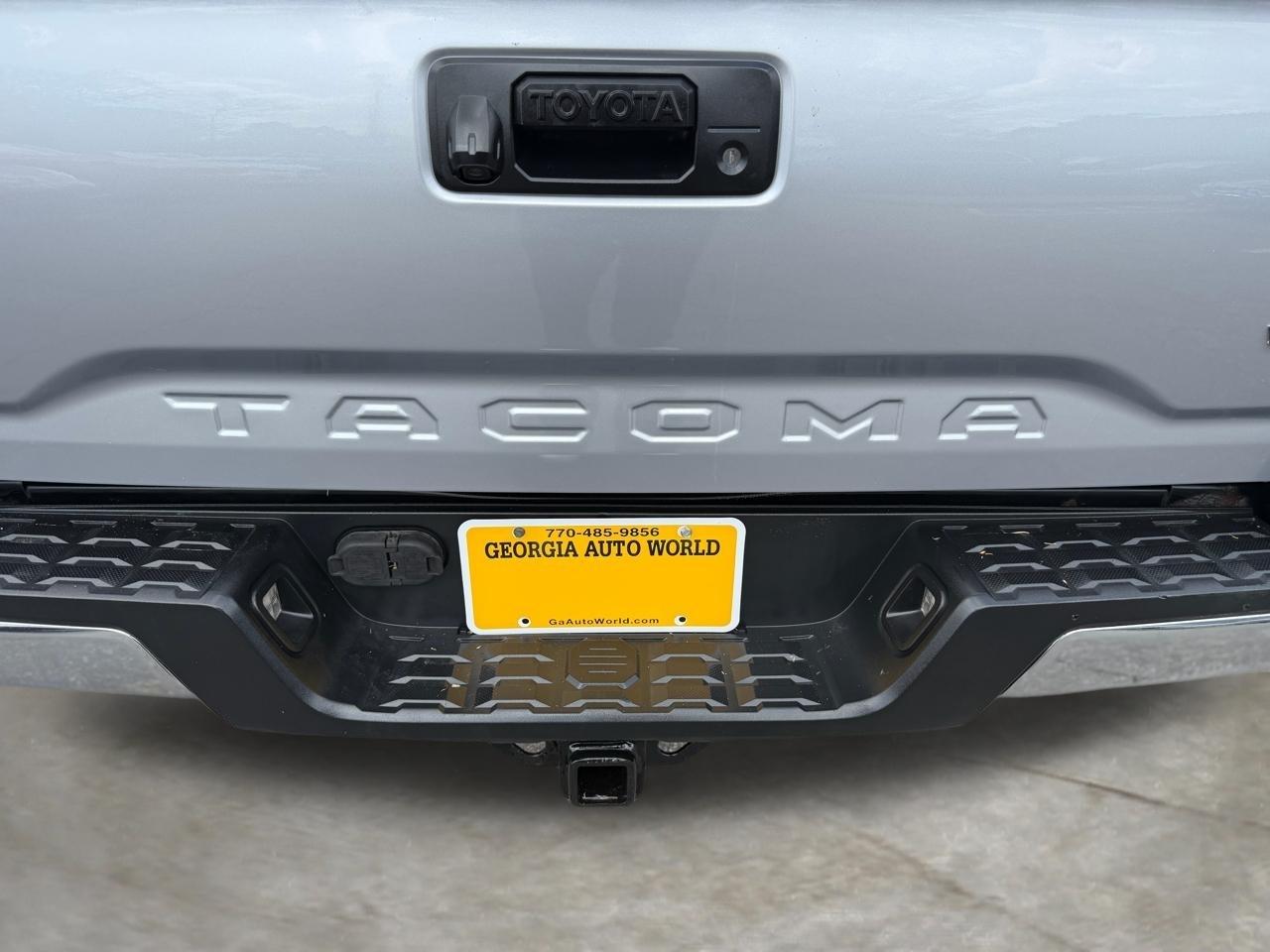 Toyota Tacoma 2WD Double Cab V6 AT SR5 (Natl) 2021